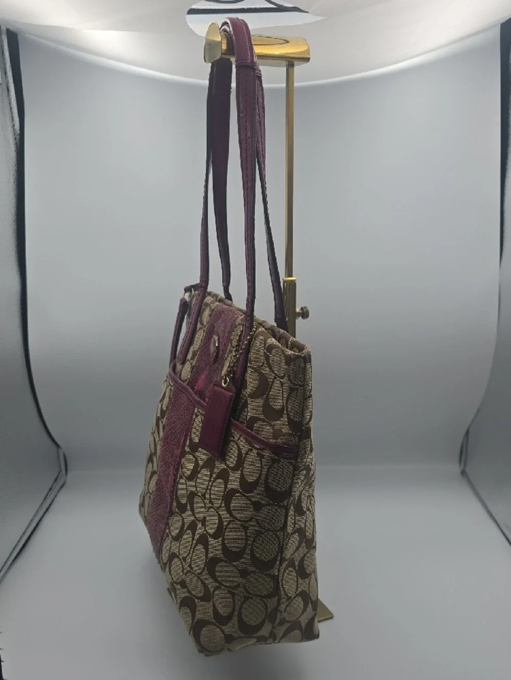 Coach Beige/Tan Signature Canvas Medium Tote W/ Burgundy Python Trim (GOOD) 💖✨️